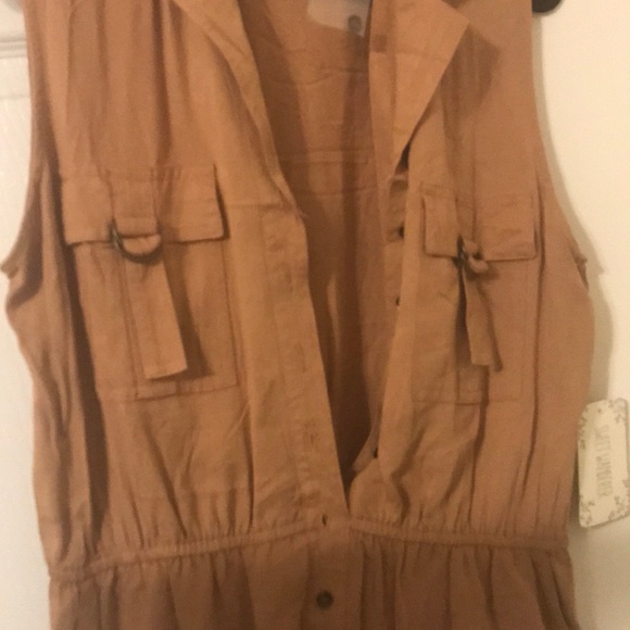 Romper - Picture 3 of 4